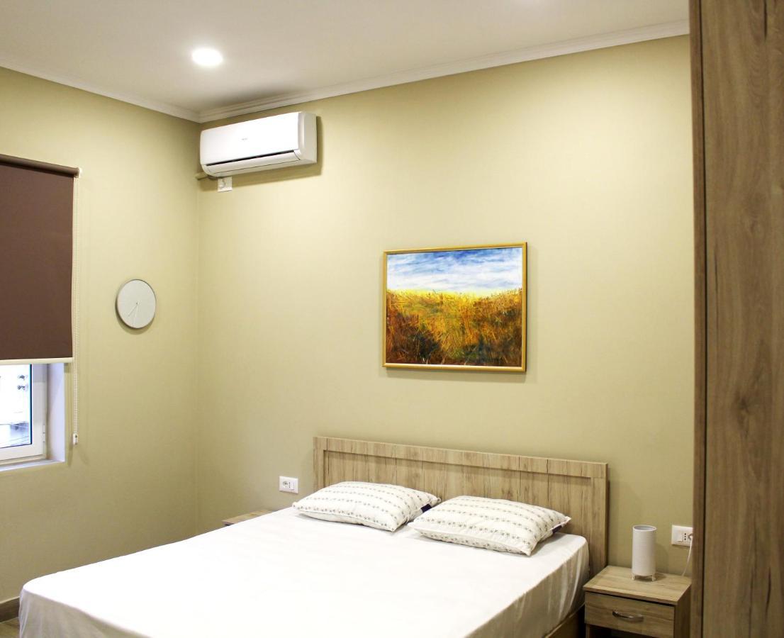 Apartament 2V1 - Myslym Shyri Tirana Zewnętrze zdjęcie